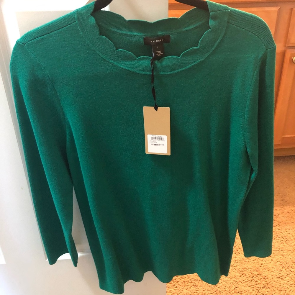 Halogen brand emerald green 3/4 sleeve sweater top, size L. Never been worn.
